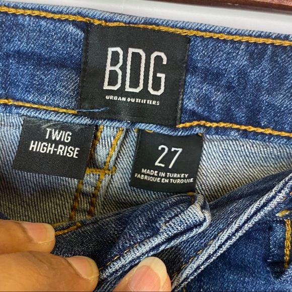NWT BDG Distressed Twig High Waisted Skinny Jeans - Picture 6 of 10